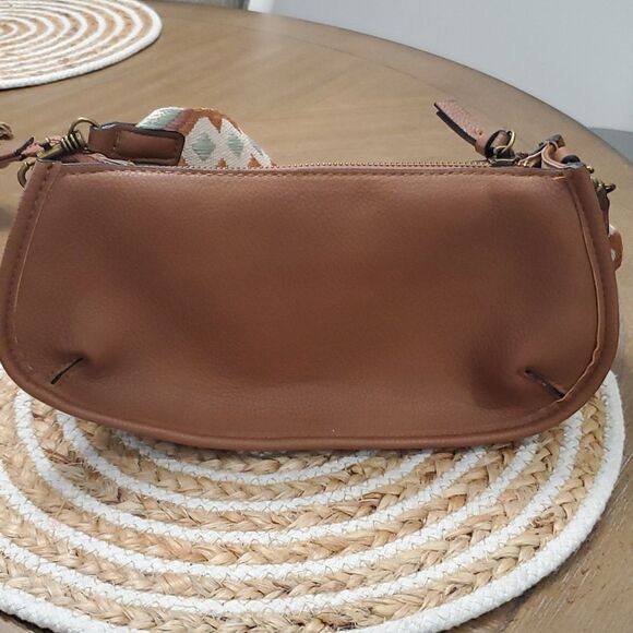 No Boundaries Women’s Buckle Detailed Saddle Mini Bag, Cognac, Nwot - Picture 5 of 7